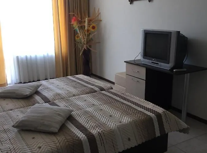 Апартамент Sunny Gardens Слънчев бряг