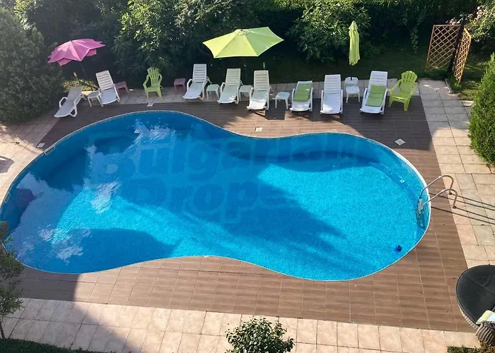 Sunny Gardens 公寓