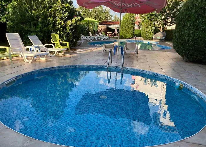 Sunny Gardens Apartament Słoneczny Brzeg